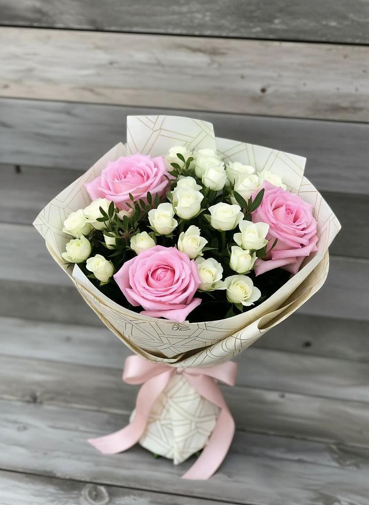 Букет цветов из: Розы в Борки Новгородская область