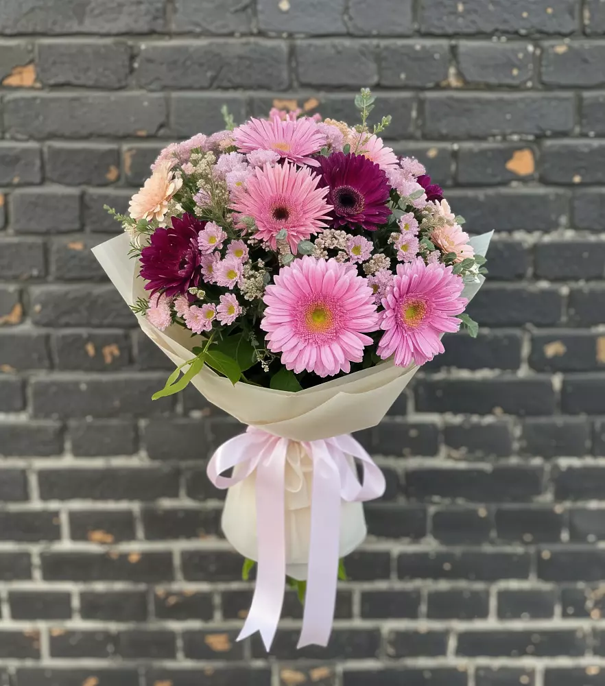 Букет цветов из: Герберы и Хризантемы в Борки Новгородская область