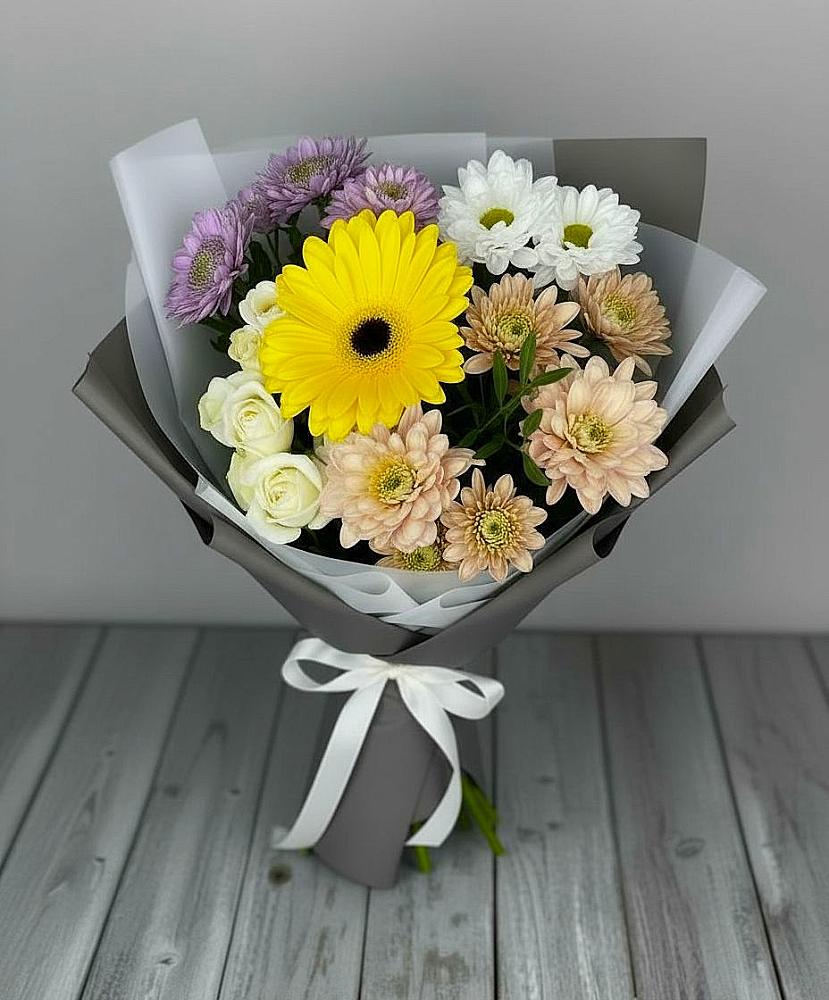 Букет цветов из: Розы, Герберы и Хризантемы в Борки Новгородская область