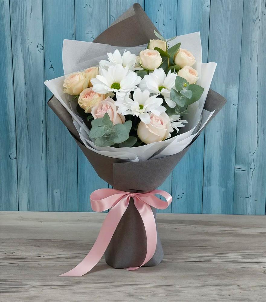 Букет цветов из: Хризантемы и Розы в Борки Новгородская область