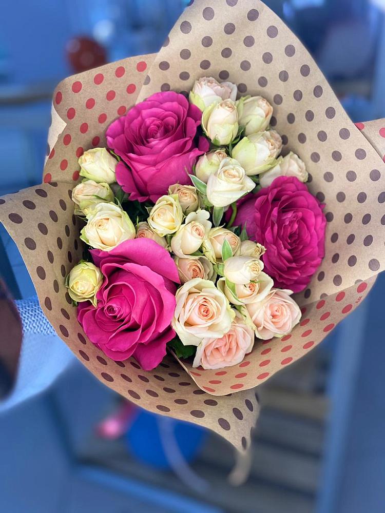 Букет цветов из: Розы в Борки Новгородская область