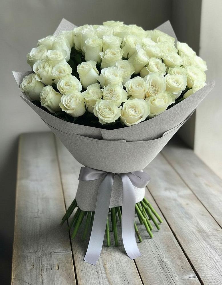 Букет 35 Белых роз в Борки Новгородская область