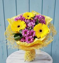 Букет цветов из:  Хризантемы и Герберы #REPLACE_PRED# Борки Новгородская область
