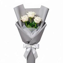 Букет 3 белые розы в Борки Новгородская область
