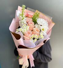 Букет цветов из:  Хризантемы и Розы в Борки Новгородская область