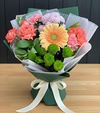 Букет цветов из:  Гвоздики, Розы, Герберы и Хризантемы #REPLACE_PRED# Борки Новгородская область