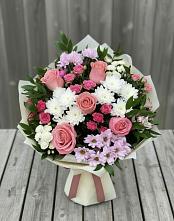 Букет цветов из:  Альстромерии, Гвоздики, Розы и Хризантемы в Борки Новгородская область