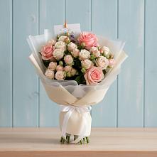 Букет цветов из:  Розы в Борки Новгородская область