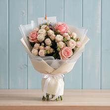 Букет цветов из:  Розы в Борки Новгородская область