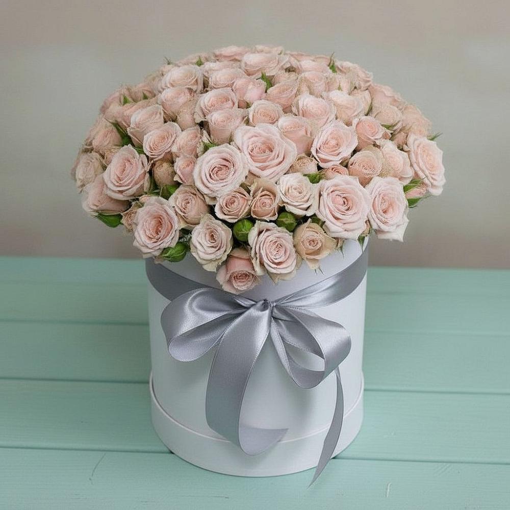 Цветочная композиция из Розы в шляпной коробке в Борки Новгородская область